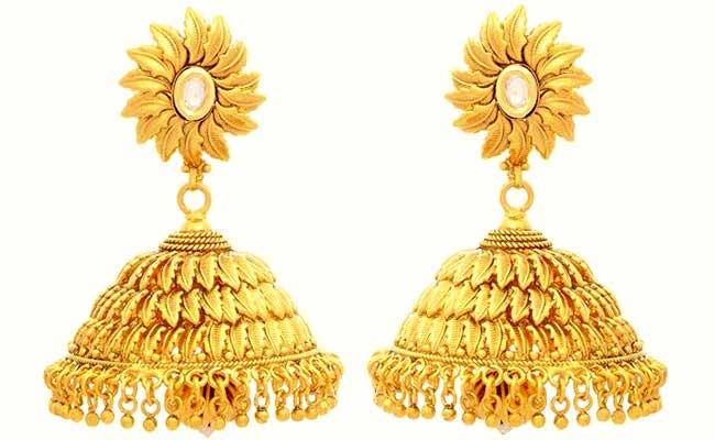 Long Jhumkas In Gold