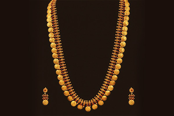 Gold Necklace Laxmi Sara Design