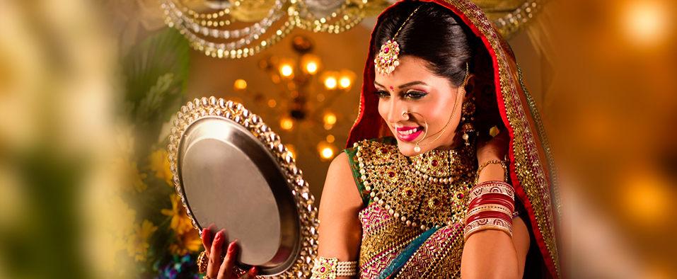 6 Ways a bride can add gold to her wedding 