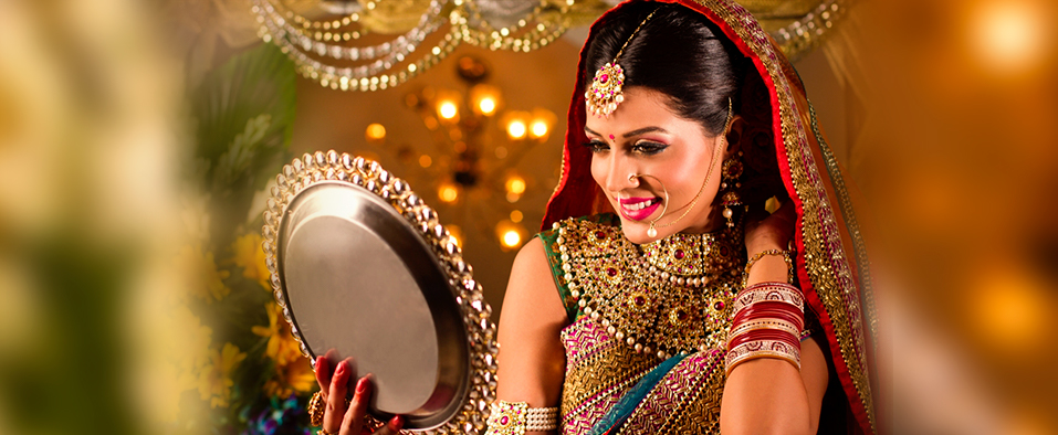 6 Ways a bride can add gold to her wedding
