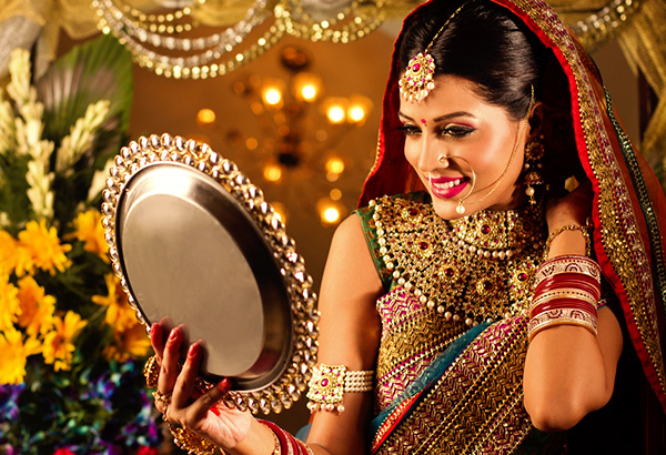 gold jewellery bride