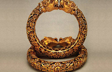 Animal Inspired Gold Ornaments Designs