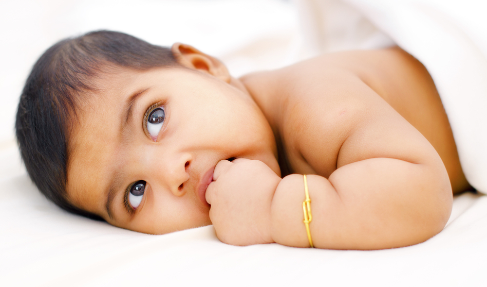 gold-gifting-ideas-for-a-new-born-baby-my-gold-guide