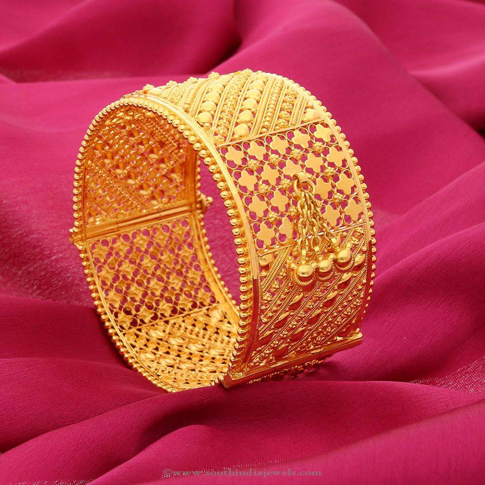 Traditional Gold Jewellery For Bride