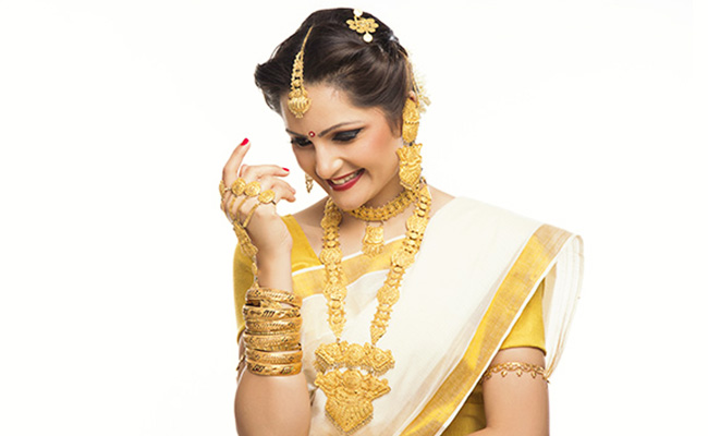 Stylish Wedding Gold Jewellery