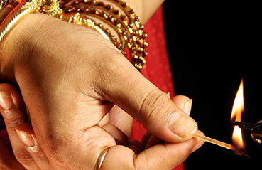 Dhanteras Best Gold Buying Deals Dhanteras Best Gold Buying Deals