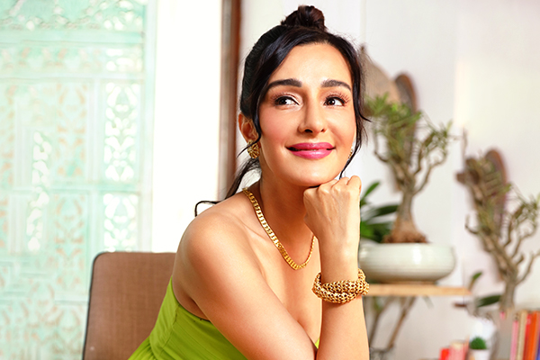 Trendy Ways for Styling Indian Jewelry with Western Outfits  Gehna Blog