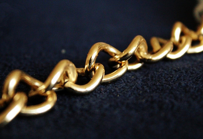 Gold Chain For Formal Wear