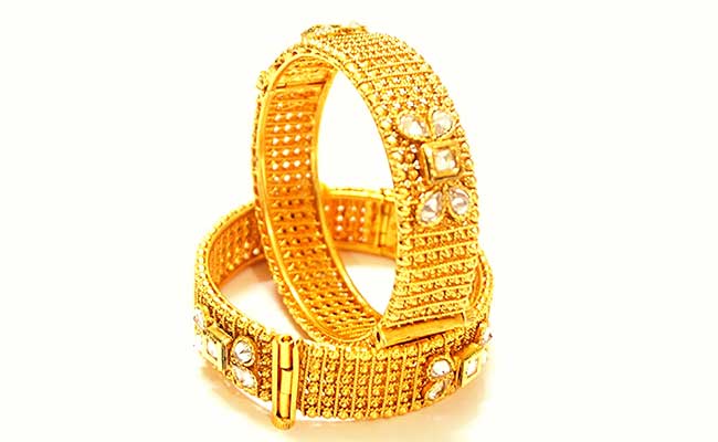 Gold Jadau Bracelet Meenkari design