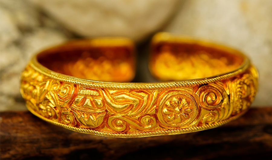 Bhutia bangle