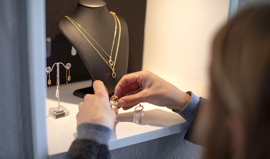 gold jewellery gold jewellery