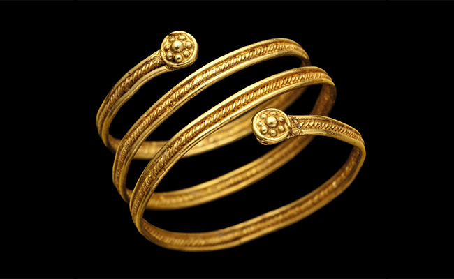 Etruscan Coiled Gold Band