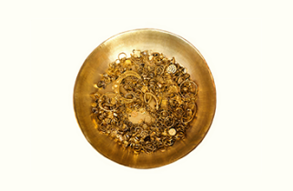 Antique gold jewellery treasure