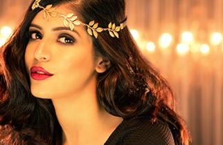 Gold jewellery and millennials take on it