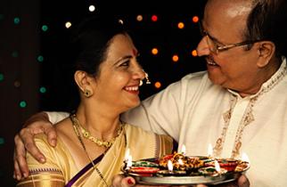 jewellery For 50 Year Old Indian Woman