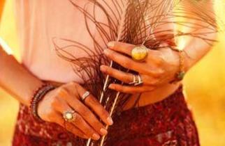 Gold jewellery designs inspired by wildlife