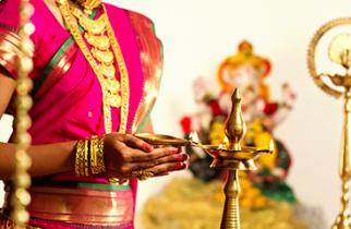 Traditional pure gold jewellery