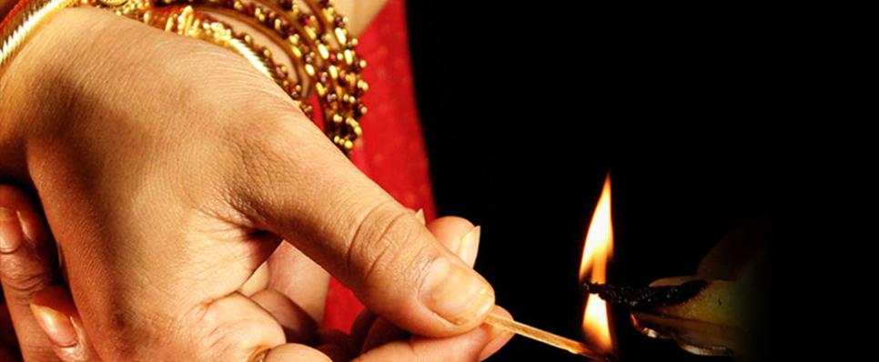 Dhanteras Best Gold Buying Deals