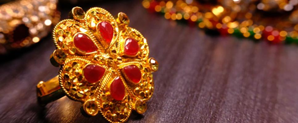 Jadau jewellery