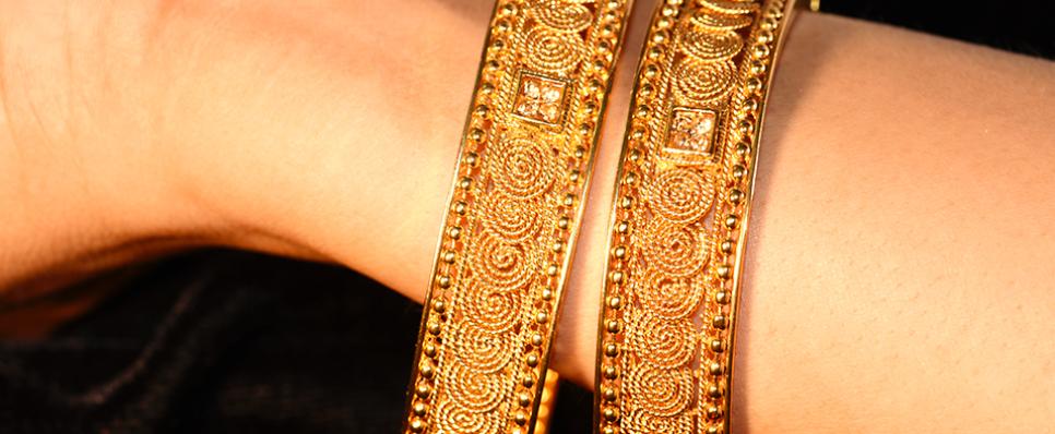 Traditional Gold Jewellery Bangles Design from Karnataka