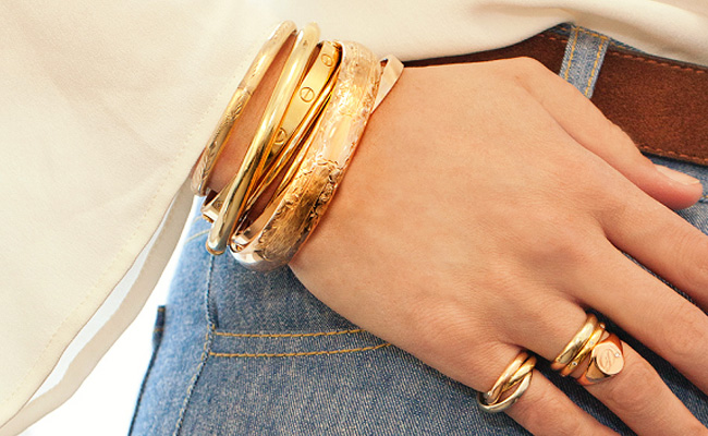 Gold Bangles For Stylish Look