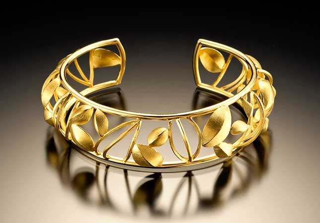 Leaf Design Gold Bangles